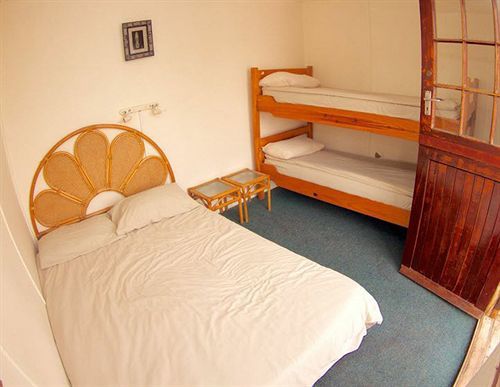 Jeffreys Bay Backpackers Pansiyon Dış mekan fotoğraf